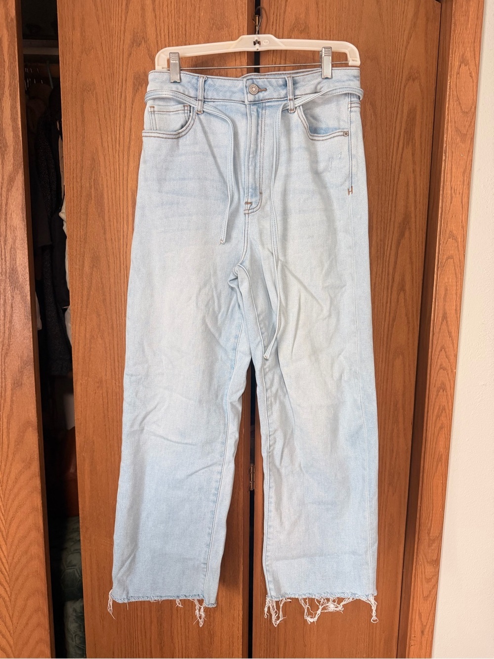 Light Blue Straight-Leg Women's Jeans with Drawstring Waist
